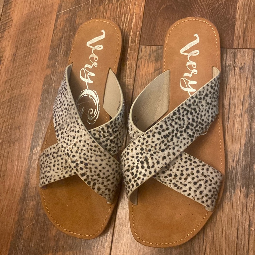 Sandals, great condition, never worn.